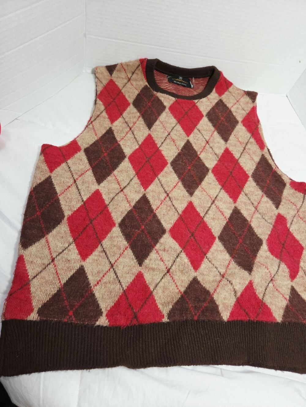 Argyle Diamond Orlon Blend Sweater Vest Men M Vtg 90's Retro Brown Granpa Core